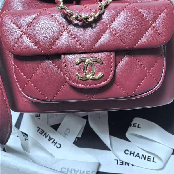 2026127213712841 700